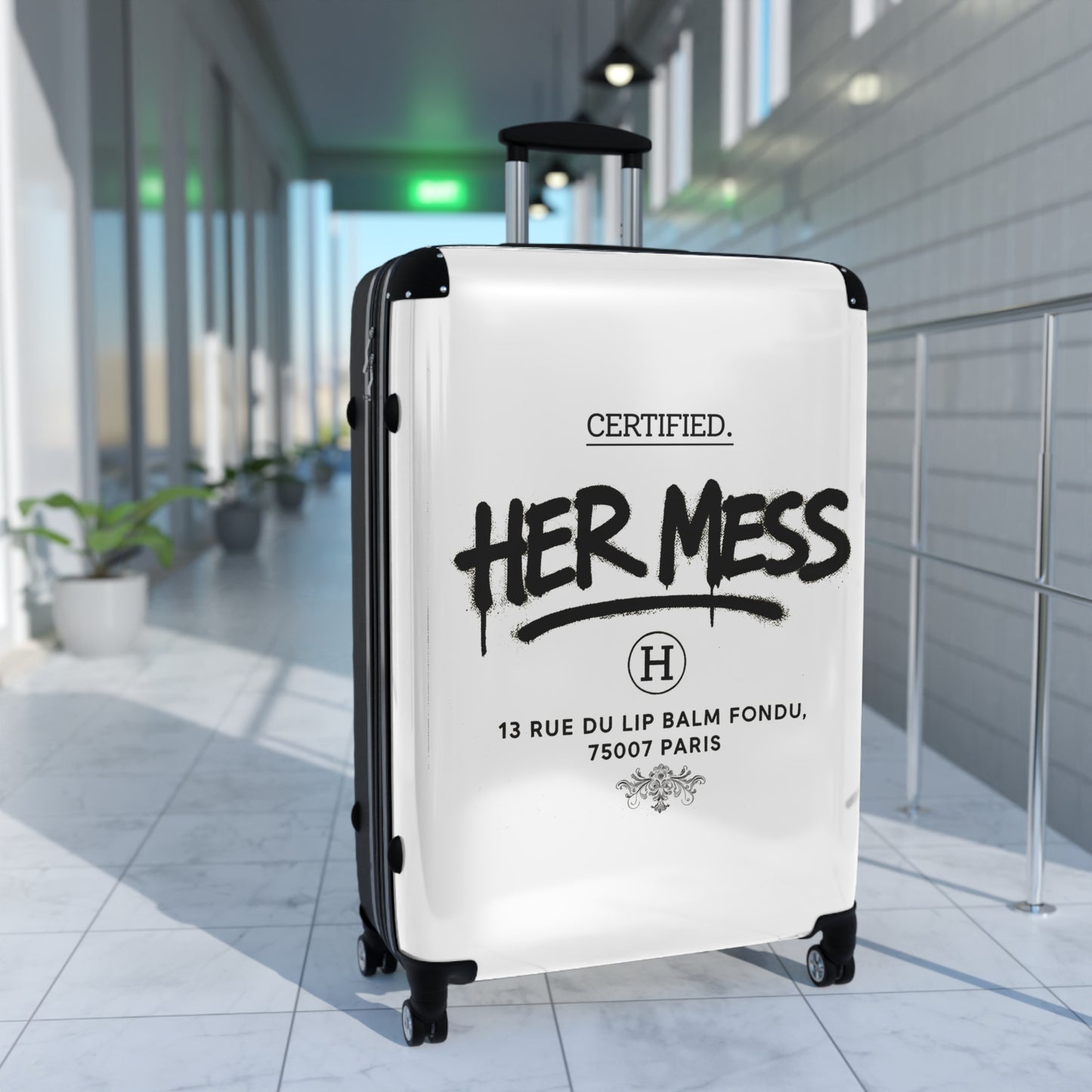 Virtuosoh Her Mess suitcase